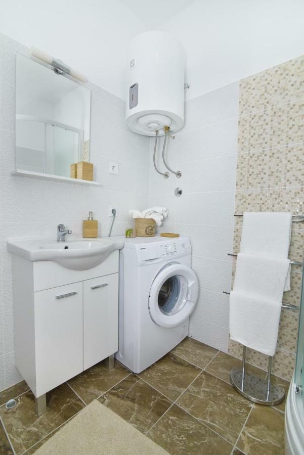 Apartment Dragana, Jezera, Island Murter Dış mekan fotoğraf