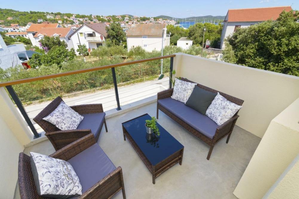 Apartment Dragana, Jezera, Island Murter Dış mekan fotoğraf